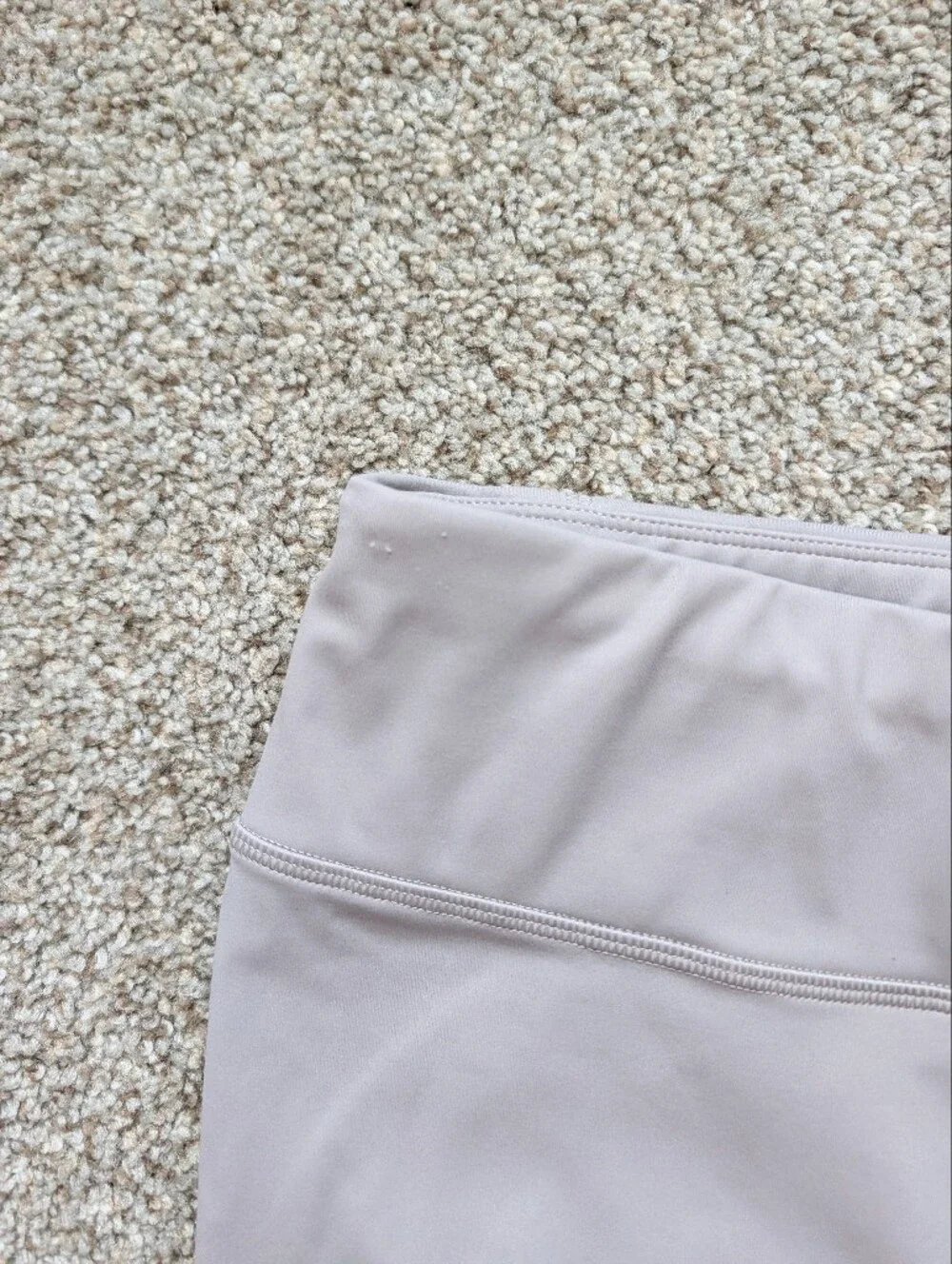 Athleta Womens Ombre Pebble Gray Contender Aero 7/8 Tight Leggings Small Tall